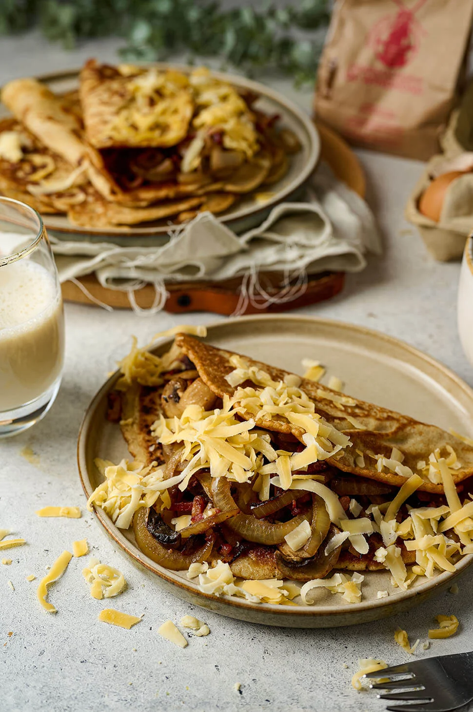 Hollandse pannenkoeken met kaas 3 kaaspannenkoek