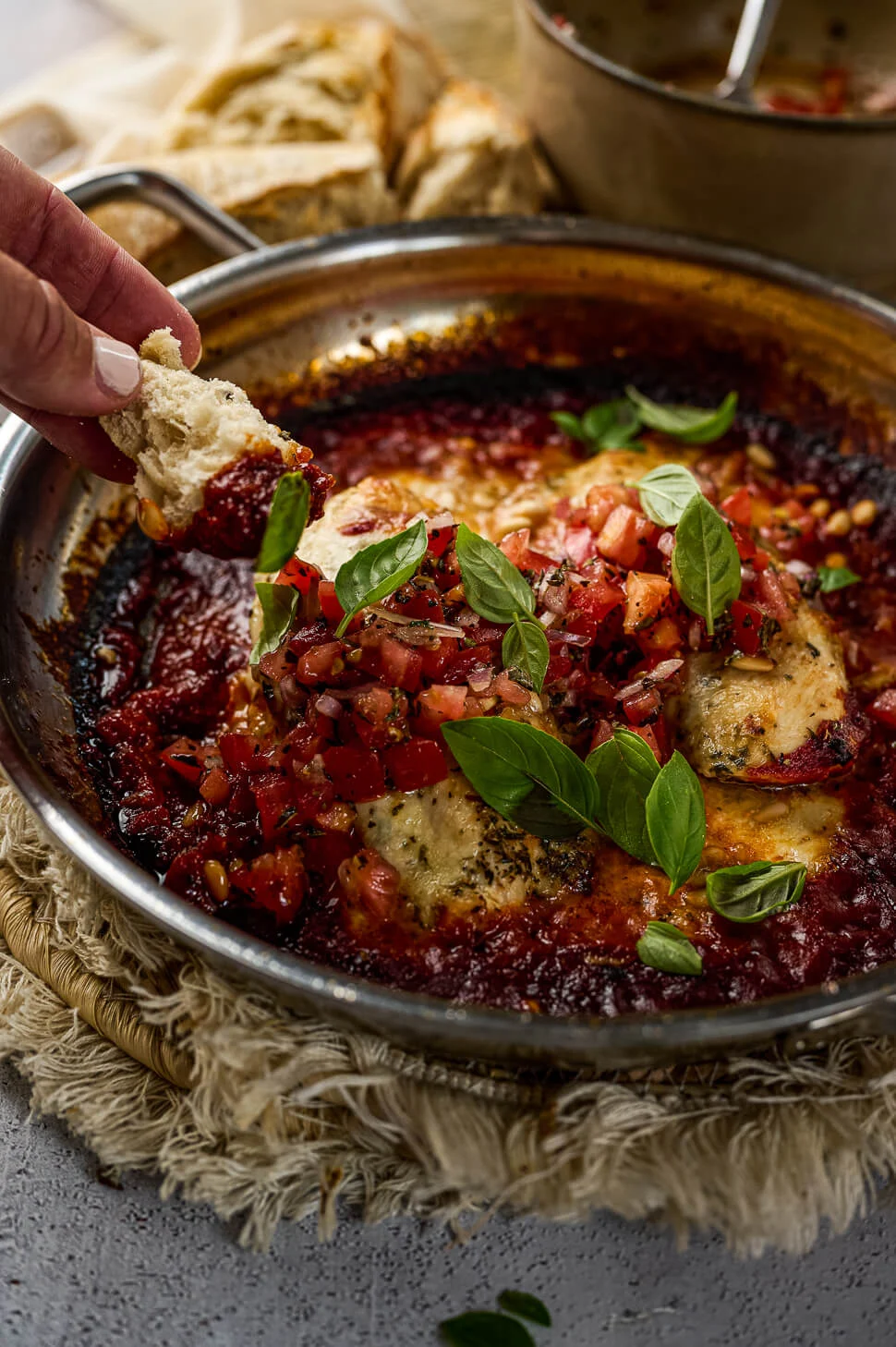 Kip met mozzarella en tomatensalsa 1 kip met mozzarella tomatensalsa