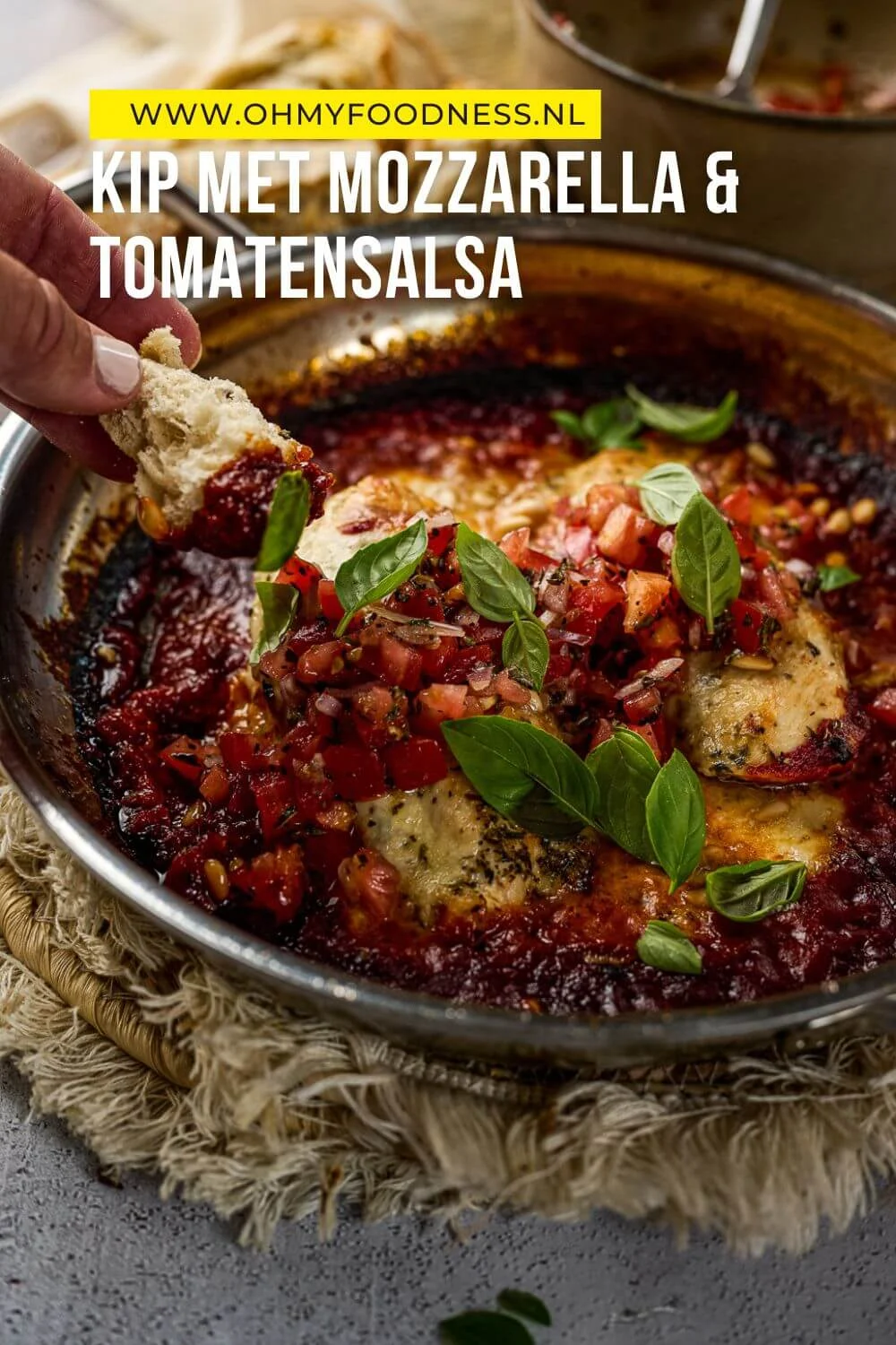Kip met mozzarella en tomatensalsa 5 kip uit de oven met mozzarella