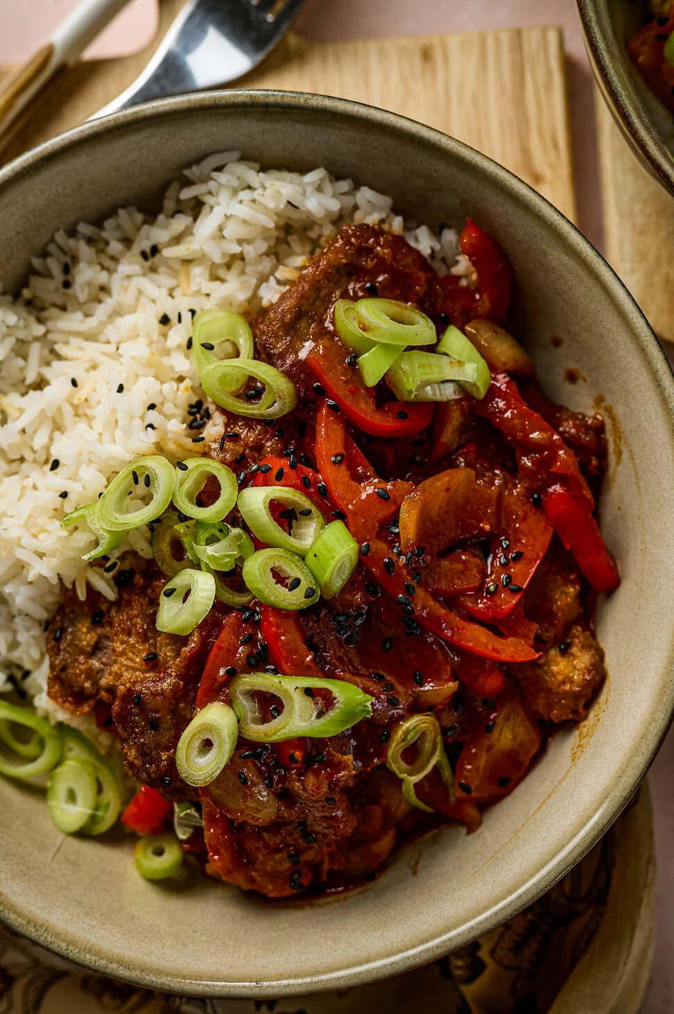 Krokante varkenshaas in Szechuan saus 5 szechuan saus