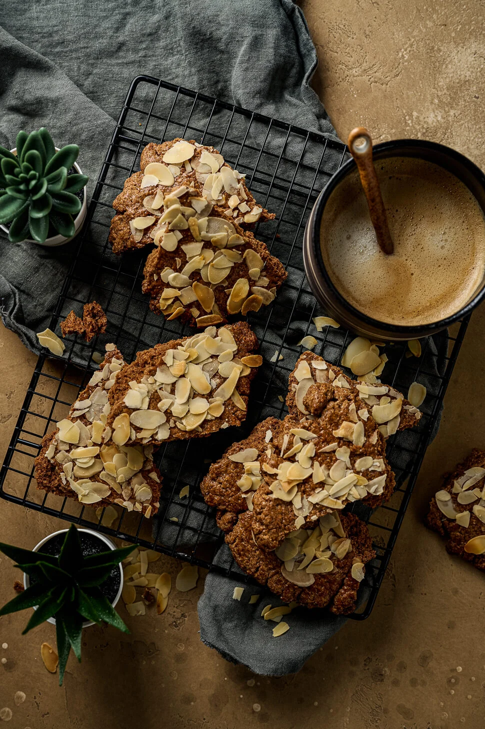 Speculaasbrokken met amandel 1 speculaas kruiden