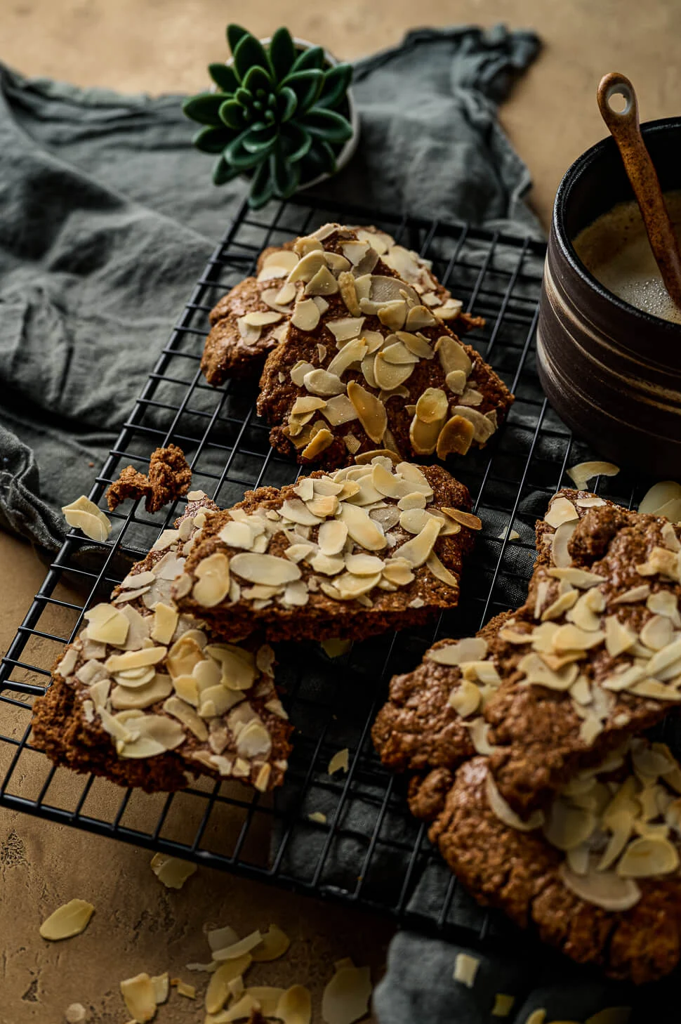 Speculaasbrokken met amandel 2 speculaas maken