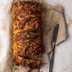 babka met drie kazen