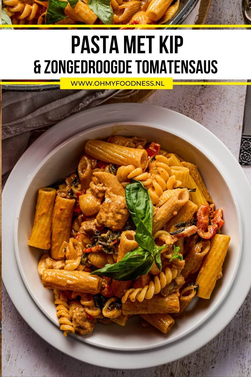 Italiaanse pasta met kip en zongedroogde tomatensaus 4 pasta kip zongedroogde tomaat