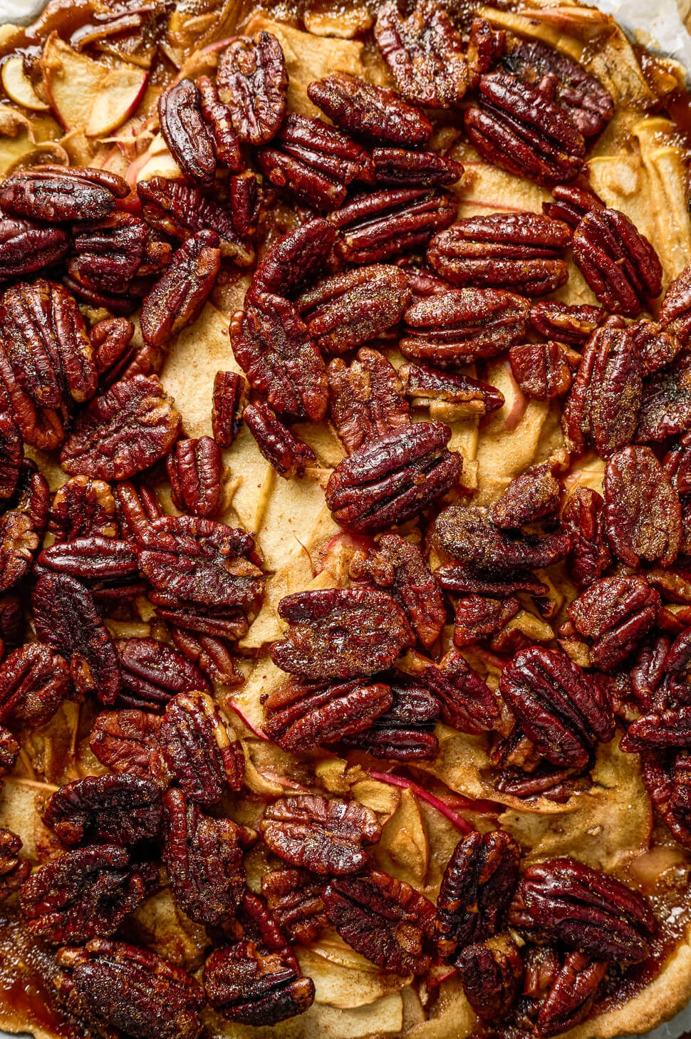 Pecannotentaart met appel 4 pecan karamel topping