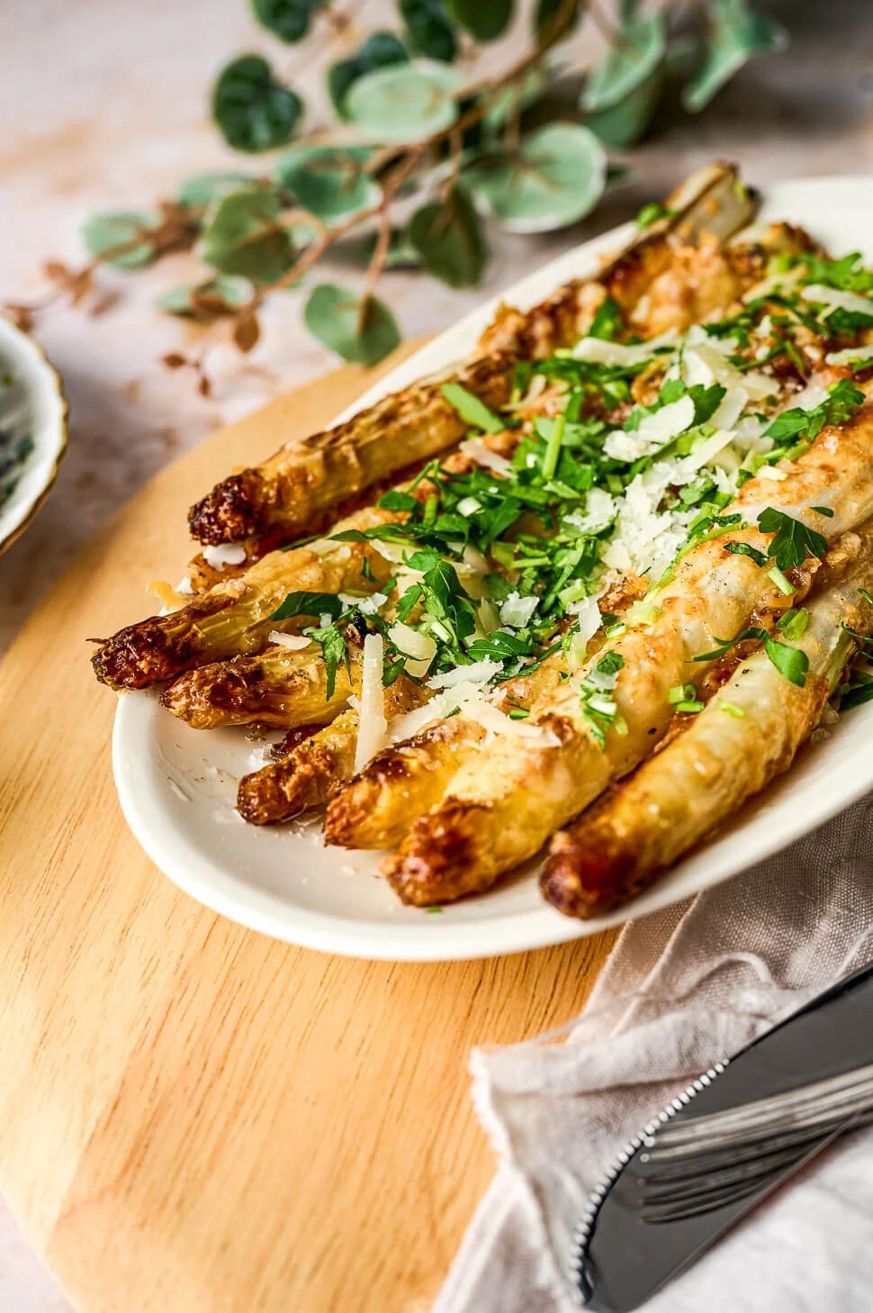 Asperges uit de oven met knoflook & Parmezaan 2 Asperges uit de oven