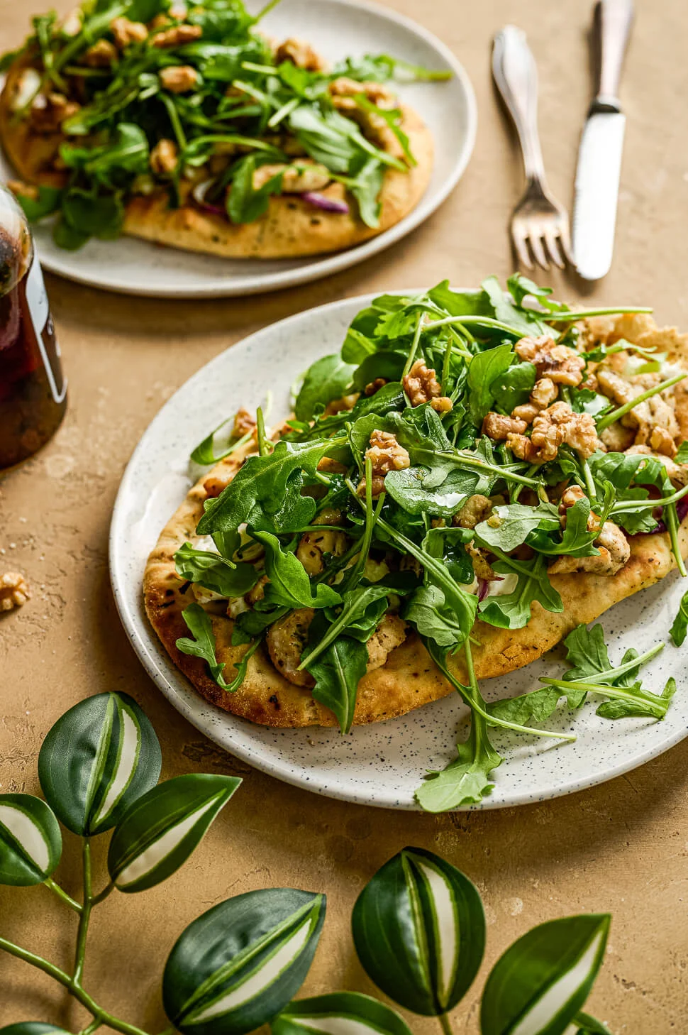 Naanpizza geitenkaas met kip 3 naan met kip
