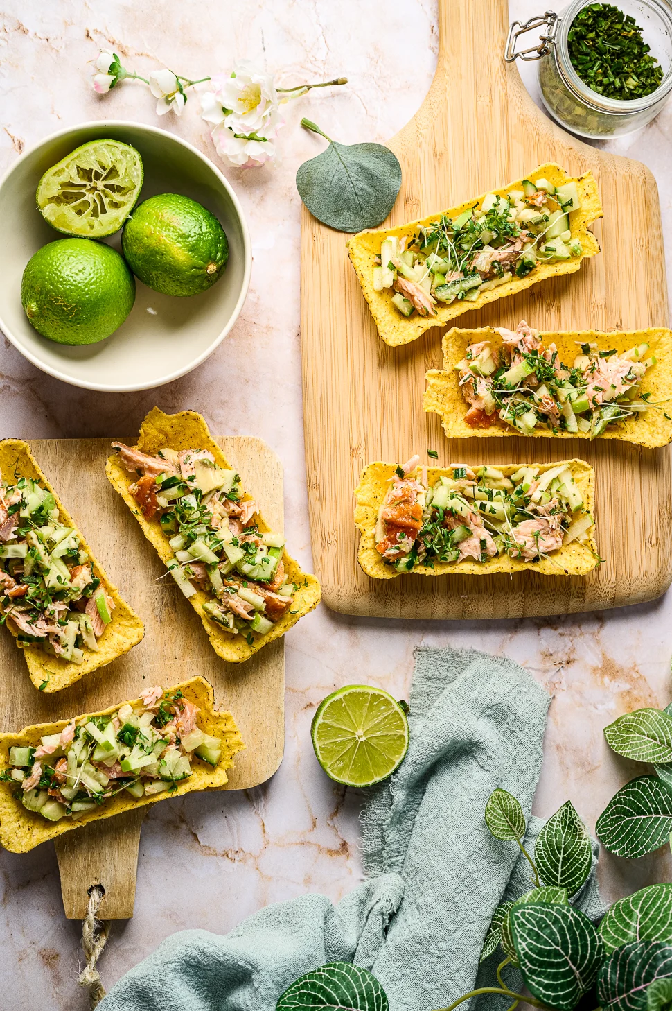 Taco bootjes met frisse zalmtartaar 1 Taco bootjes met zalm