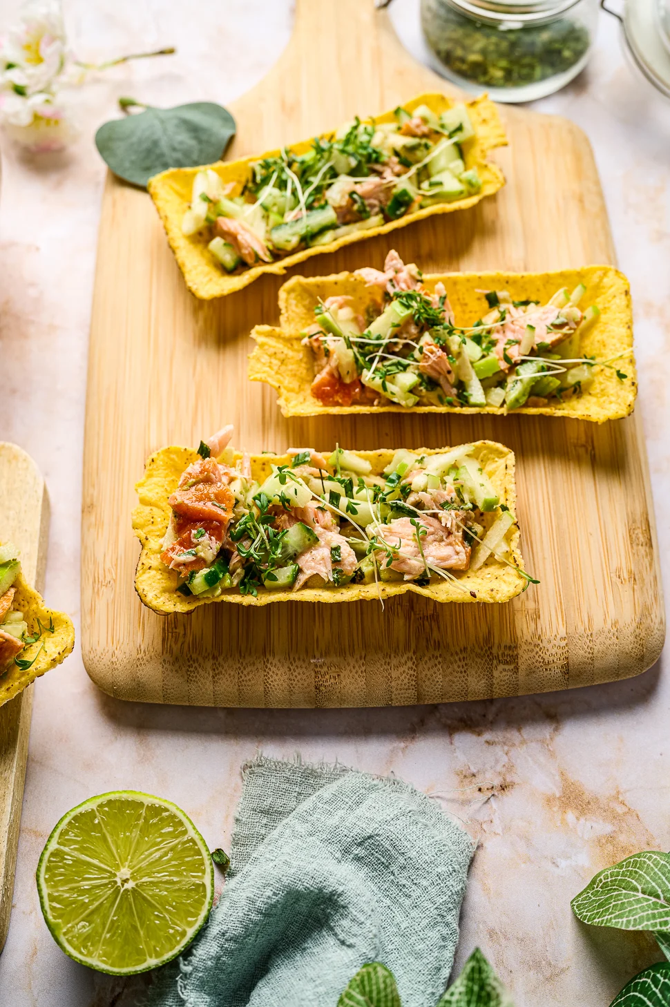 Taco bootjes met frisse zalmtartaar 3 taco bootjes