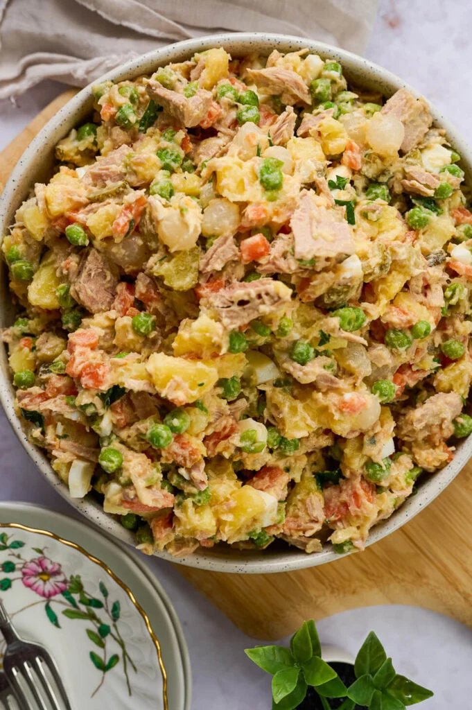 Russische salade met tonijn 2 Russische salade met tonijn