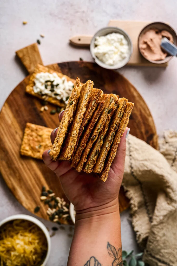 Kaascrackers maken 4 kaascrackers