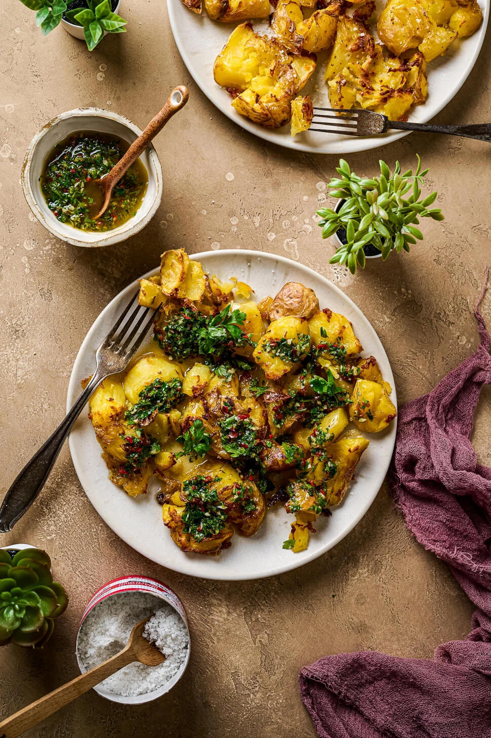 Smashed potatoes met chimichurri 1 Chimichurri