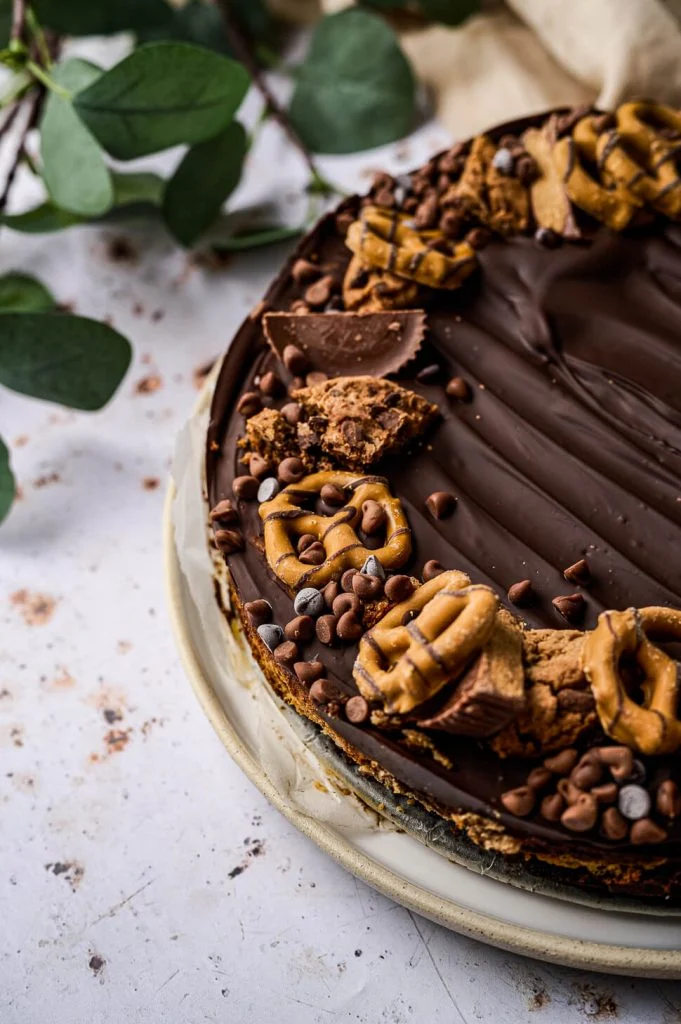 Chocolade pretzel & pindakaas cheesecake 2 chocolade cheesecake