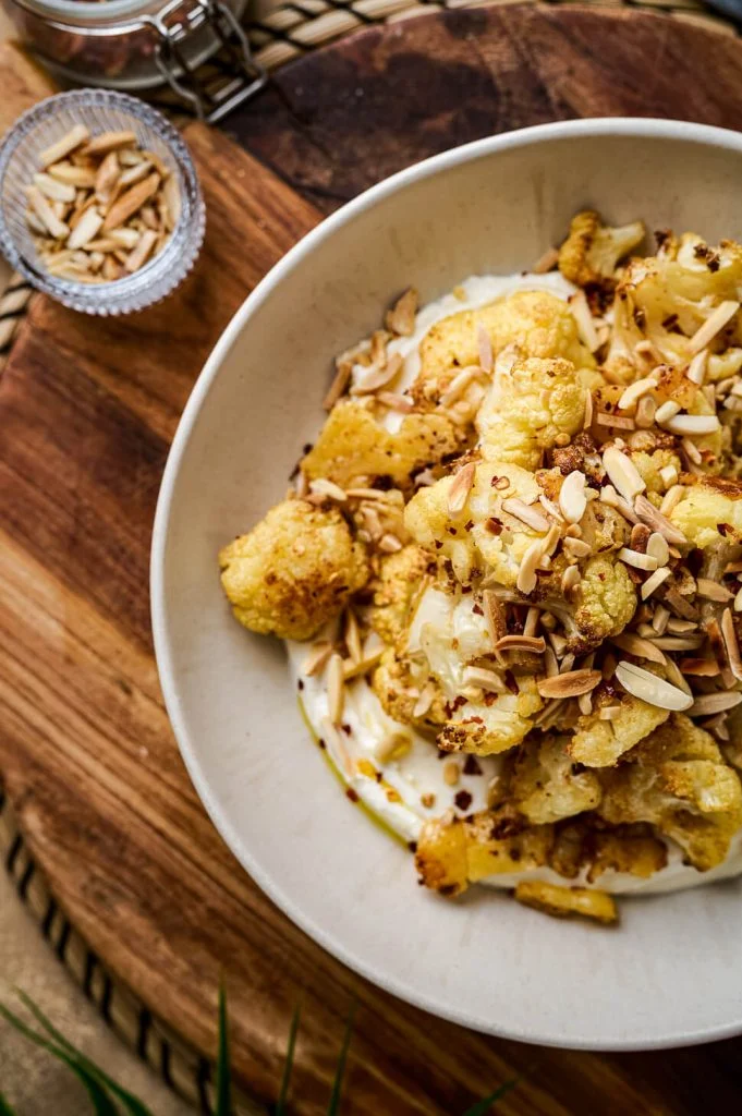 Geroosterde bloemkool met opgeklopte feta 3 geroosterde bloemkool