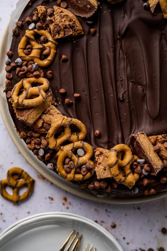 Chocolade pretzel & pindakaas cheesecake 3 pindakaas cheesecake