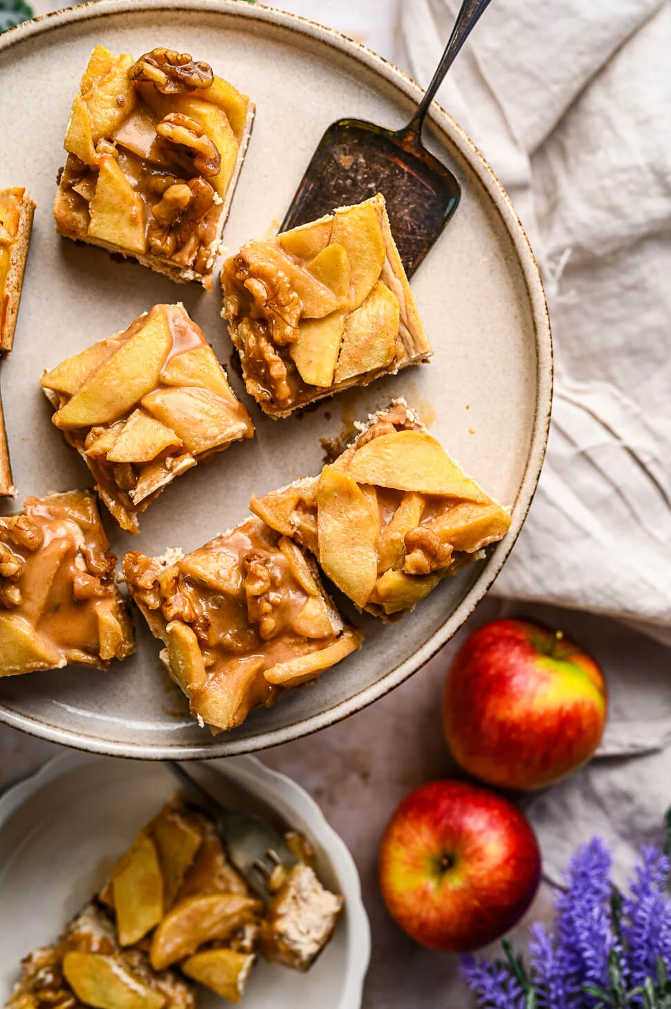 Cheesecake bars met karamel appels 1 cheesecake bars met karamel appels