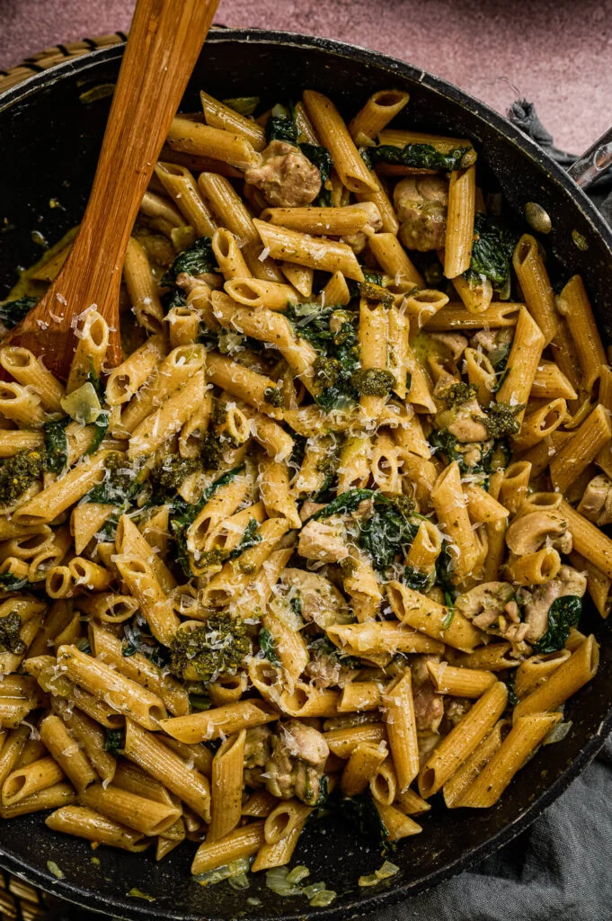 Pasta pesto met kip 6 pasta pesto kip recept